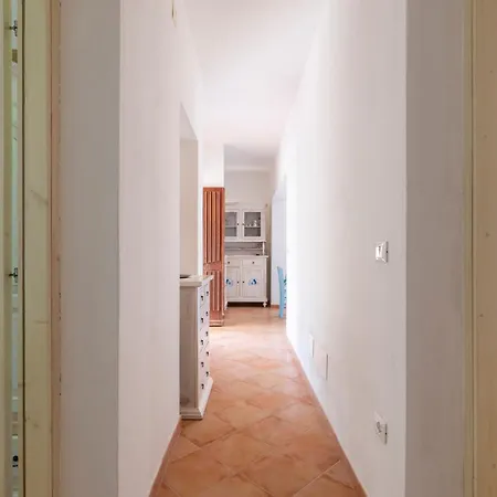 Al Mare Via Delle Mimose 公寓 巴里萨尔多