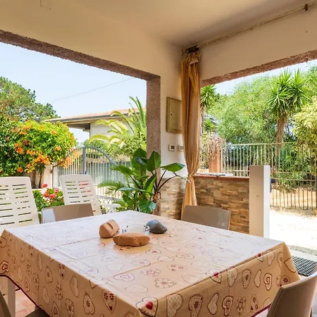 Al Mare Via Delle Mimose Apartment *